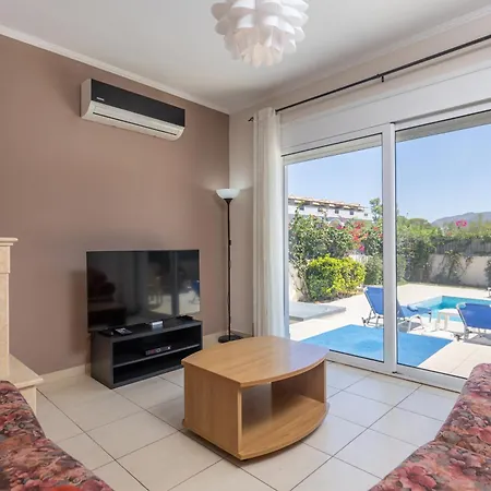 Dennis And Tanya Holiday home Laganas