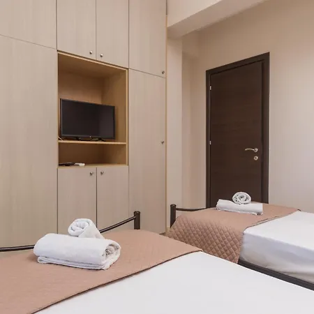 Dennis And Tanya Casa de Férias Laganas