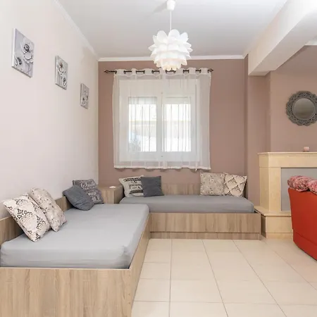 Casa de Férias Dennis And Tanya Laganas