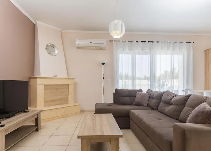 Dennis And Tanya Holiday home *