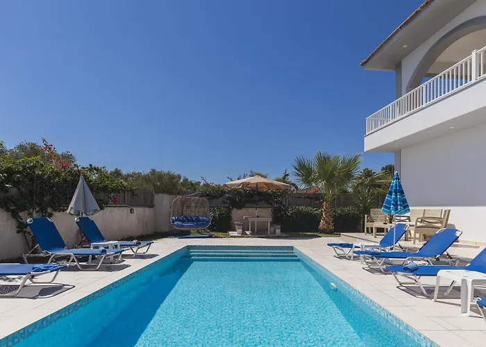 Tatil Evi Dennis And Tanya *
