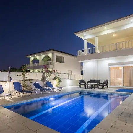 度假居 Dennis And Tanya *